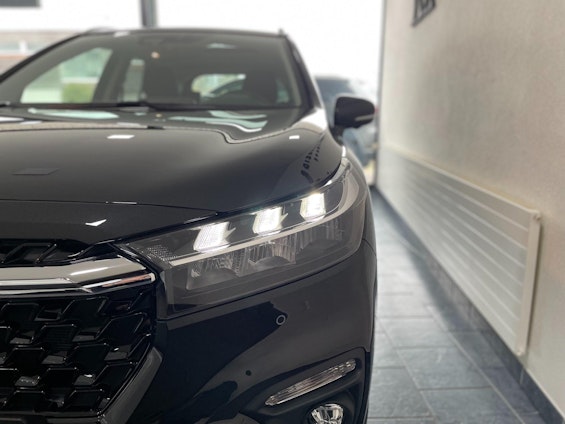 Vehicle image 7 Vehicle image 7