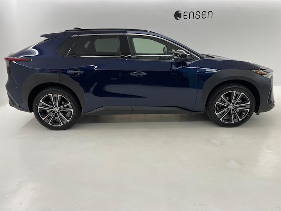 Vehicle image 2 Vehicle image 2