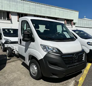 Opel Kab.-Ch. 3.5 t L2 2.2 TD 140
