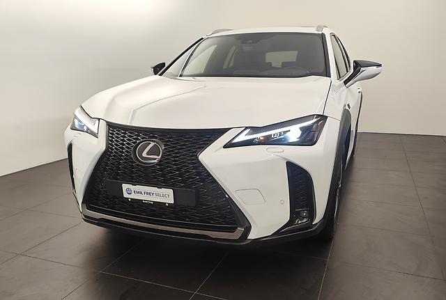 LEXUS UX 250h F-Line: Jetzt Probefahrt buchen!