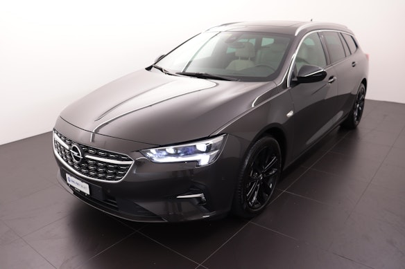 OPEL Insignia Sports Tourer 2.0 T Ultimate 1
