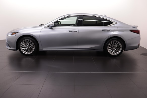 LEXUS ES 300h Excellence 3