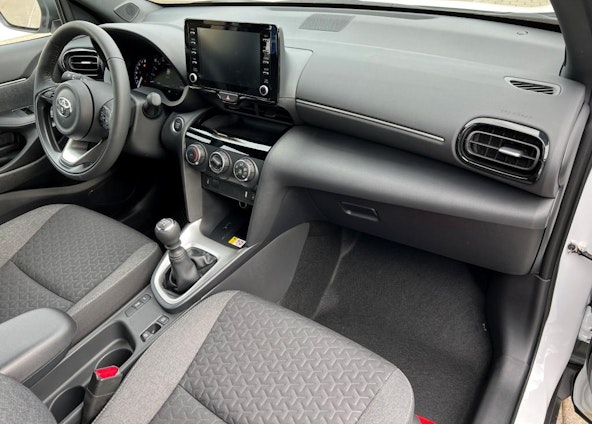 Vehicle image 13 Vehicle image 13