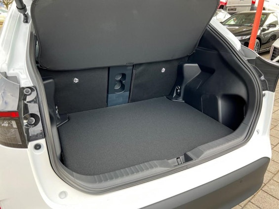 Vehicle image 6 Vehicle image 6