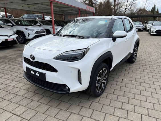 First vehicle image First vehicle image