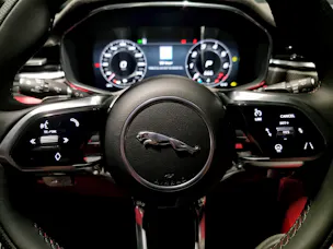 Jaguar F-Pace 5.0 V8 SVR AWD