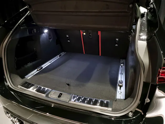 Jaguar F-Pace 5.0 V8 SVR AWD