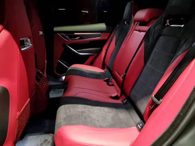 Jaguar F-Pace 5.0 V8 SVR AWD