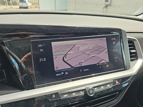 Vehicle image 18 Vehicle image 18