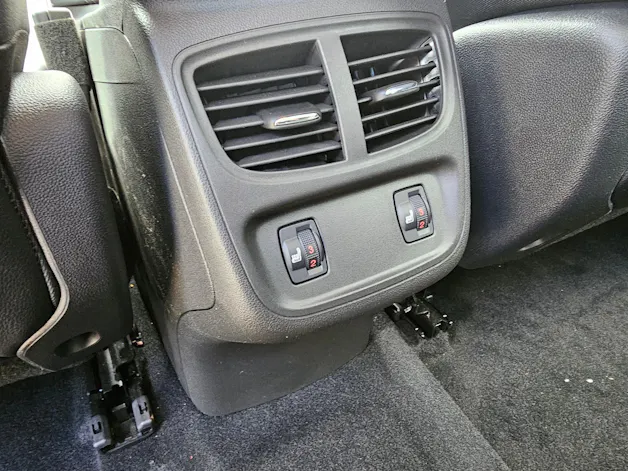 Opel Grandland 1.6 T PHEV Elegance