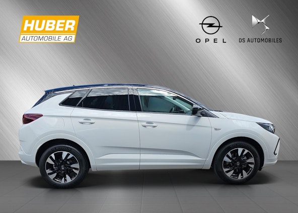 Vehicle image 5 Vehicle image 5