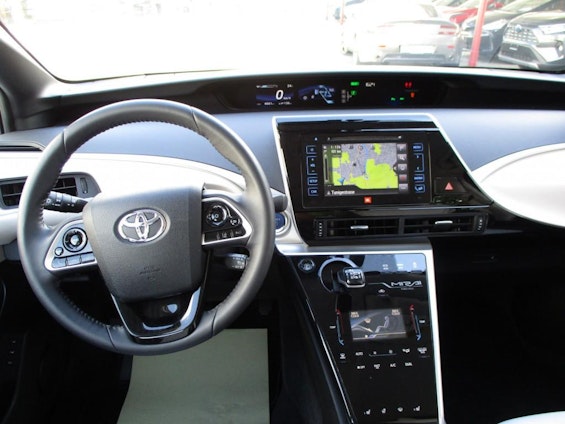 Vehicle image 12 Vehicle image 12