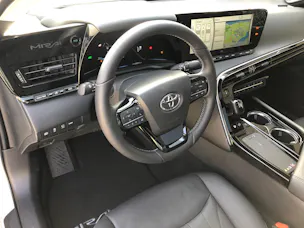 Toyota Mirai Fuel Cell Platinum