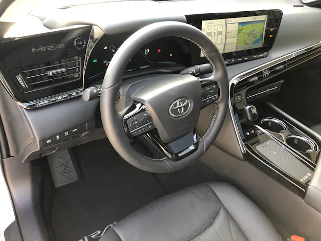 Toyota Mirai Fuel Cell Platinum