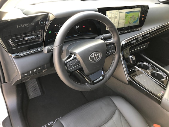 Vehicle image 9 Vehicle image 9