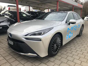 Toyota Mirai Fuel Cell Platinum