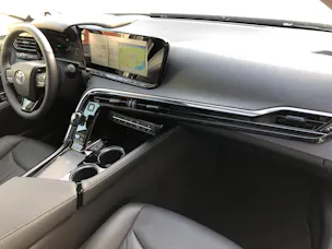 Toyota Mirai Fuel Cell Platinum