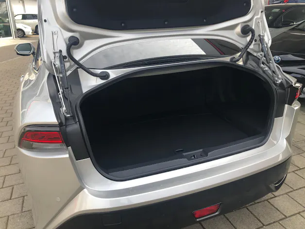 Toyota Mirai Fuel Cell Platinum