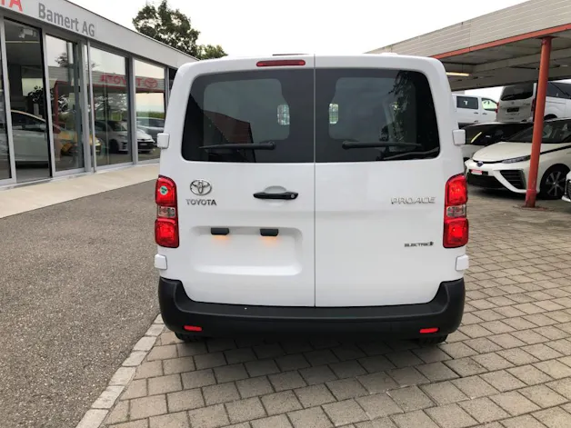 Toyota PROACE Van L1 75KWh Active