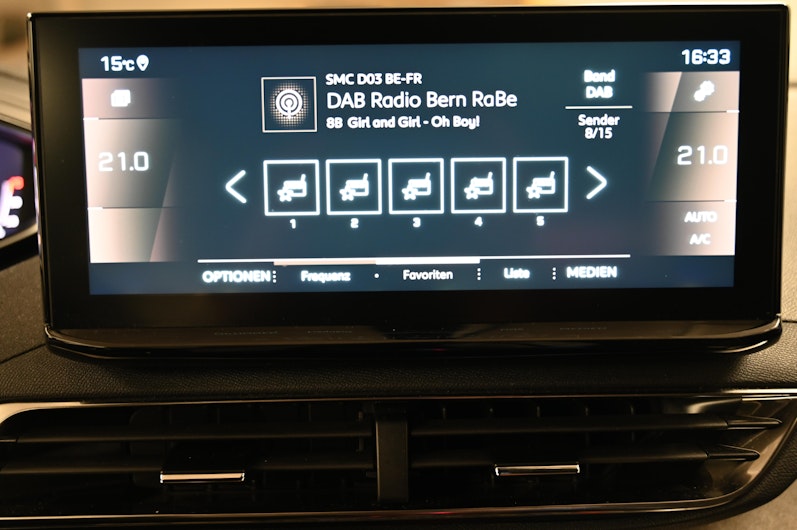 Vehicle image PEUGEOT 3008