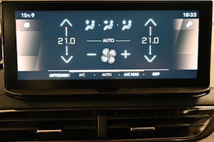 Vehicle image PEUGEOT 3008 1.2 PureTech GT