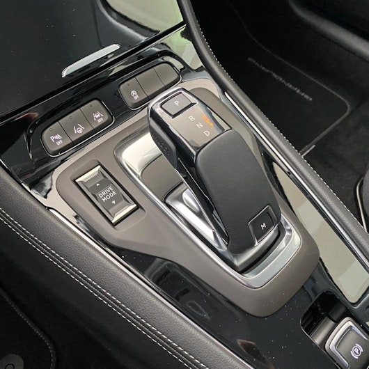 Vehicle image OPEL GRANDLAND