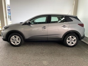 Vehicle image OPEL Grandland 1.2 T Edition