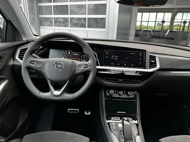 Opel Grandland 1.6 T PHEV GSE