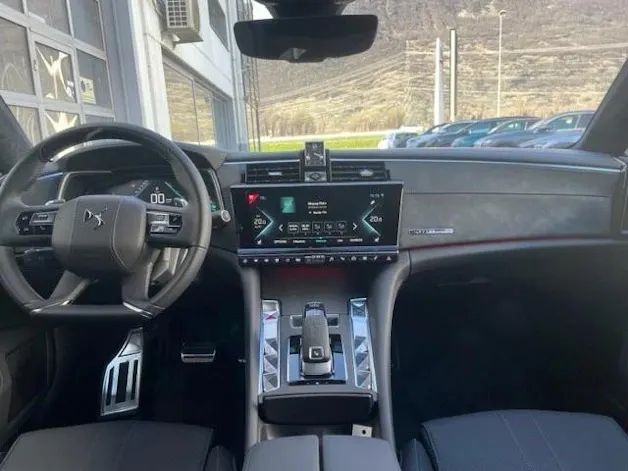DS Automobiles 9 1.6 E-Tense Rivoli+ 4x4