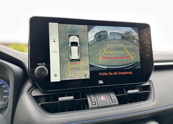 Vehicle image 16 Vehicle image 16