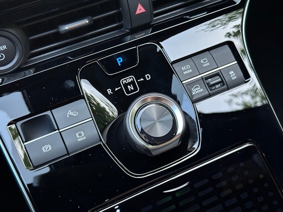 Vehicle image 19 Vehicle image 19