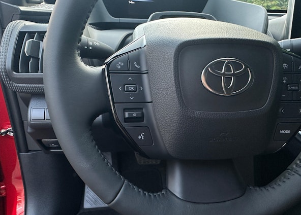 Vehicle image 15 Vehicle image 15