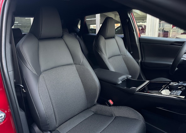 Vehicle image 7 Vehicle image 7