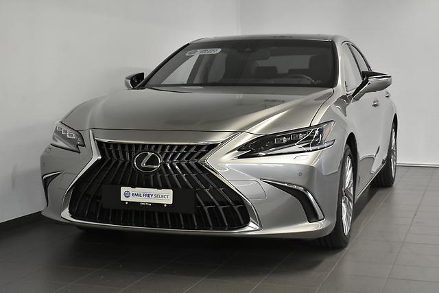 LEXUS ES 300h Excellence: Jetzt Probefahrt buchen!