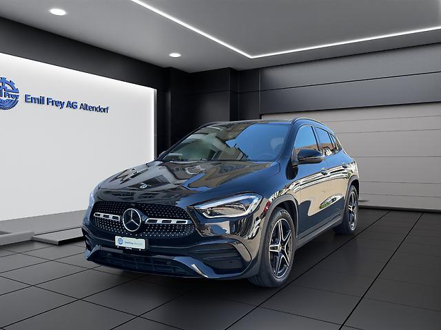 MERCEDES-BENZ GLA 200 AMG Line 4m: Jetzt Probefahrt buchen!