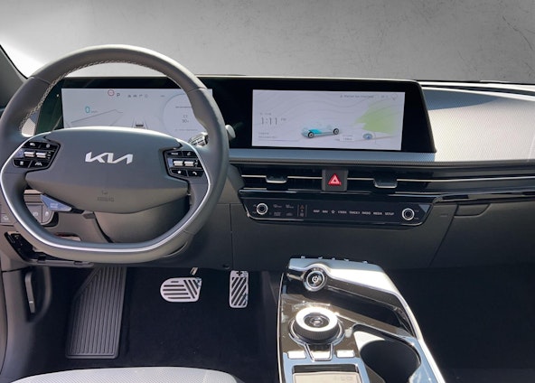 Vehicle image 5 Vehicle image 5