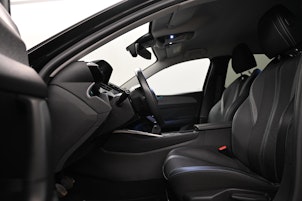 Vehicle image PEUGEOT 308 1.2 PureTech Allure Pack