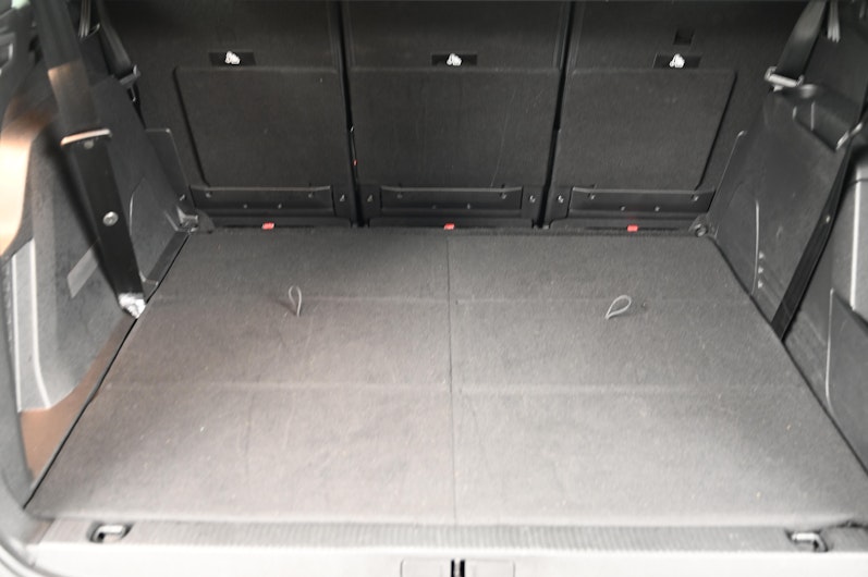 Vehicle image PEUGEOT 5008