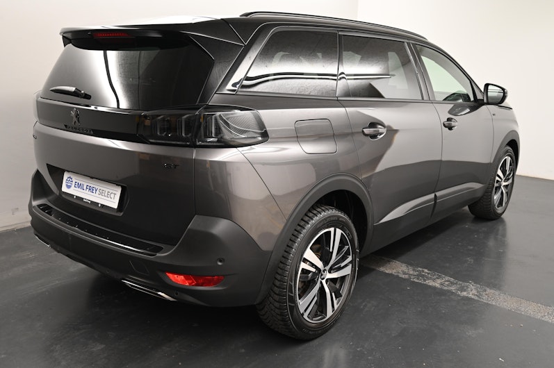 Vehicle image PEUGEOT 5008