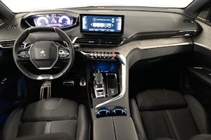 Vehicle image PEUGEOT 5008 1.2 PureTech GT