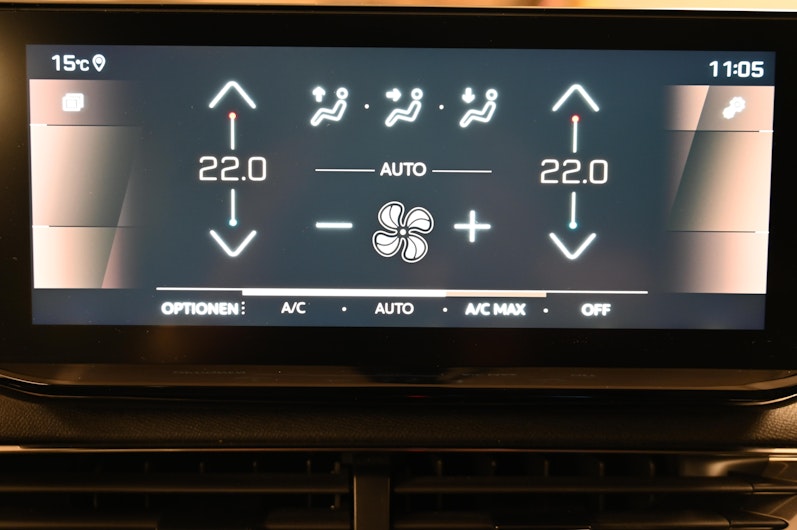 Vehicle image PEUGEOT 5008