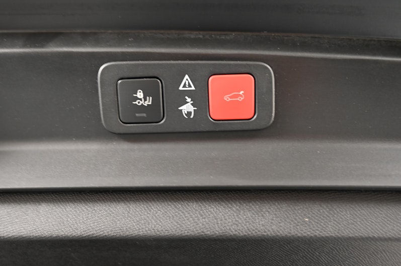 Vehicle image PEUGEOT 5008