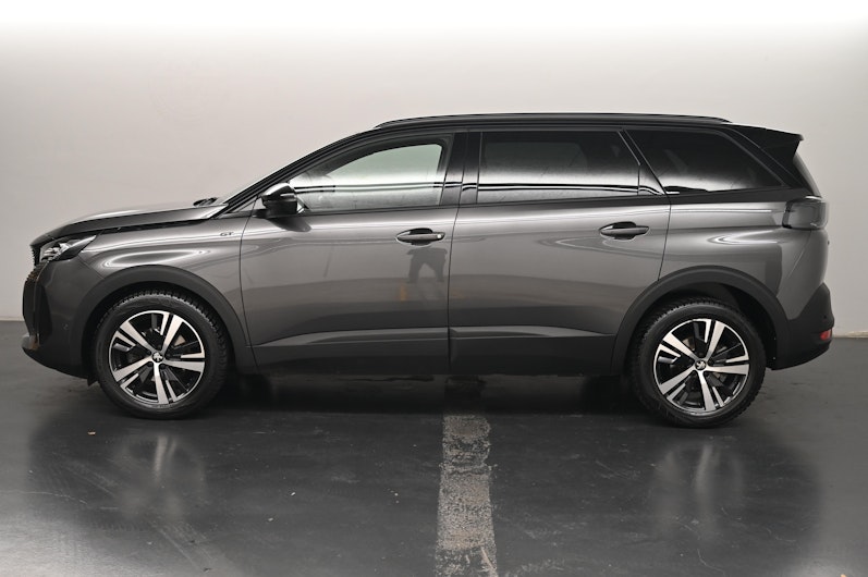 Vehicle image PEUGEOT 5008
