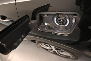 Vehicle image PEUGEOT 3008 1.6 Plug-in Hybrid4 GT