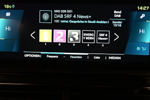 Vehicle image PEUGEOT 3008 1.6 Plug-in Hybrid4 GT