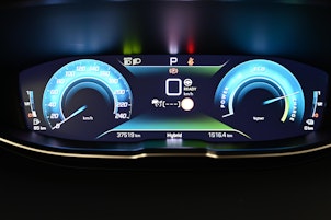 Vehicle image PEUGEOT 3008 1.6 Plug-in Hybrid4 GT