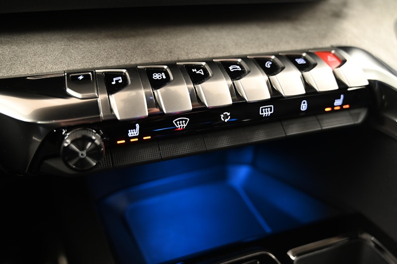 Vehicle image PEUGEOT 3008