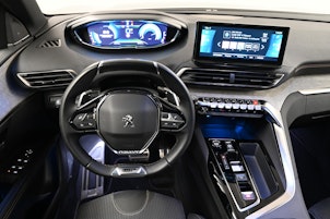 Vehicle image PEUGEOT 3008 1.6 Plug-in Hybrid4 GT