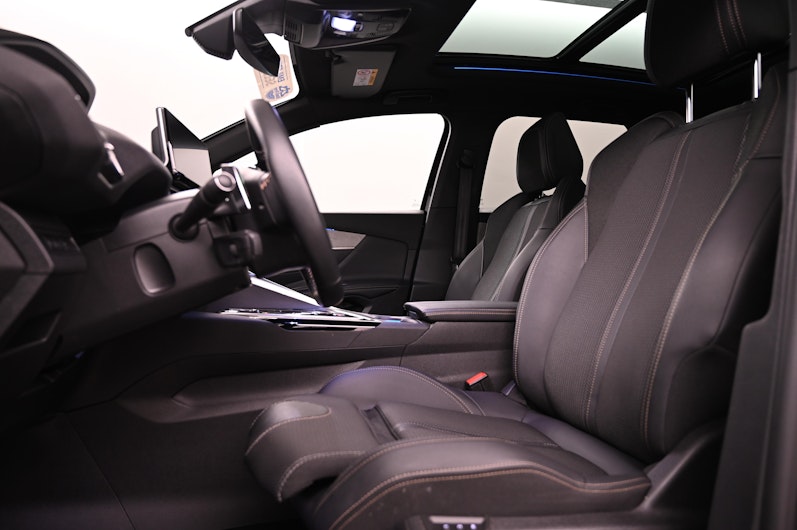 Vehicle image PEUGEOT 3008