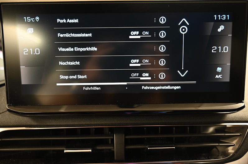 Vehicle image PEUGEOT 5008